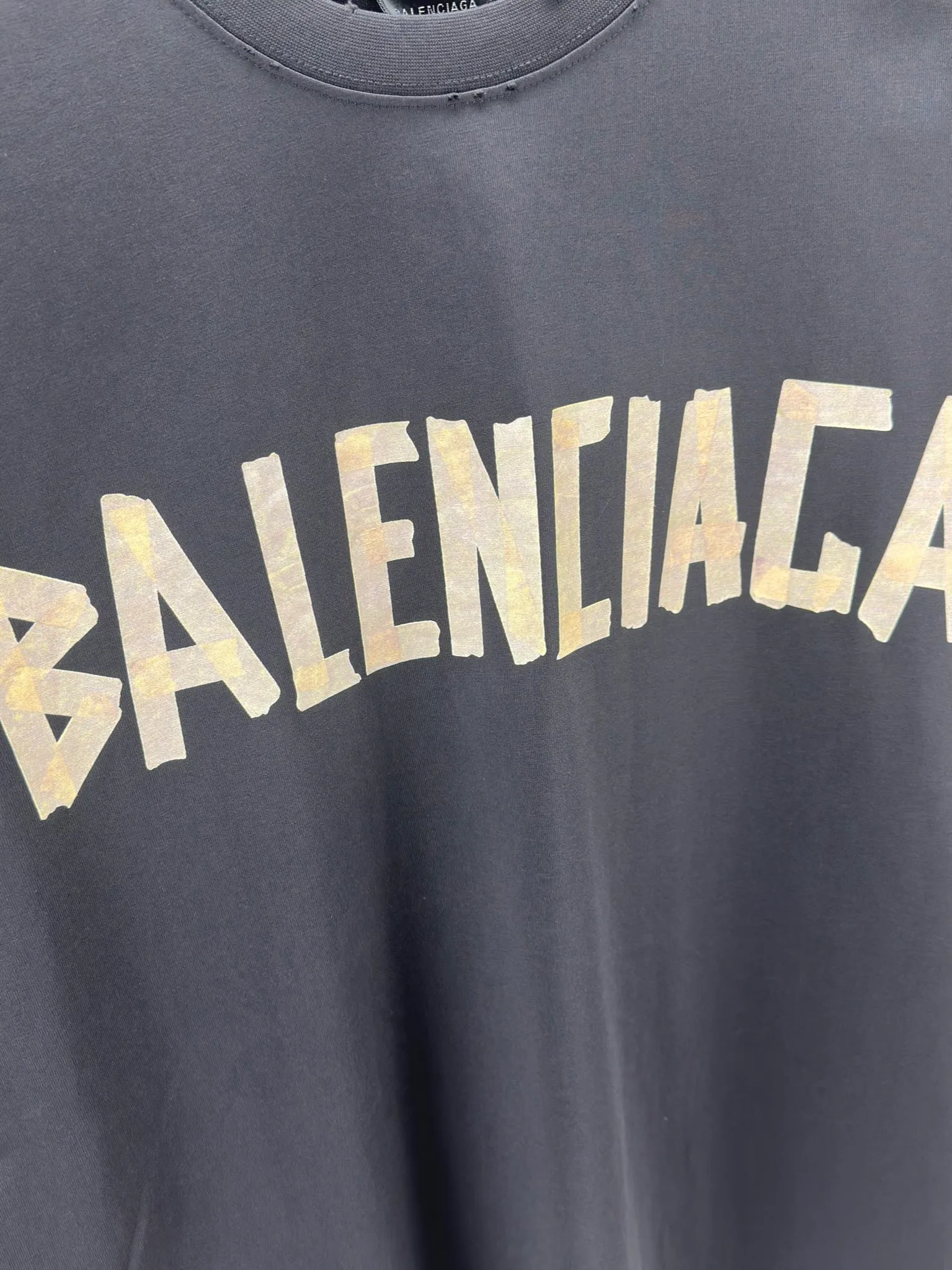 BALENCI*GA Series . 280g * 1 1 . . + . .os Same Style -Color：Cream White Green Blue -SIZE：XS S M L 8602#